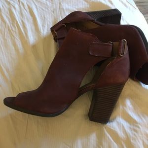 Lucky brand wine colored heels